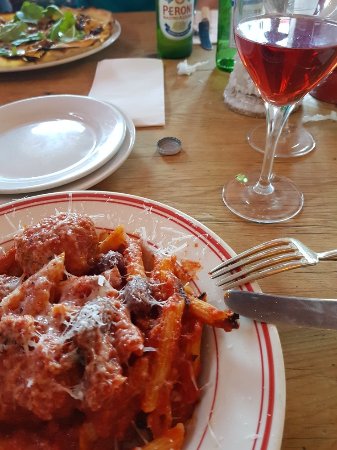 Pipi Cafe penne 