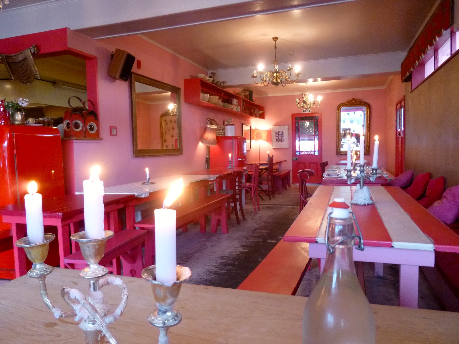 Pipi Cafe pink theme