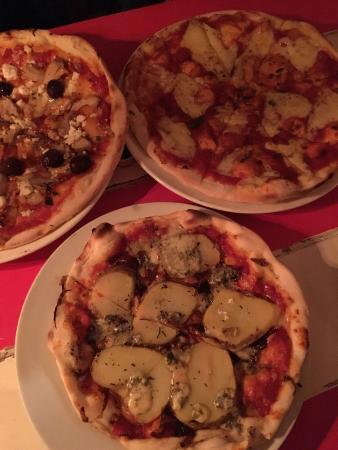 Pipi Cafe pizza varieties